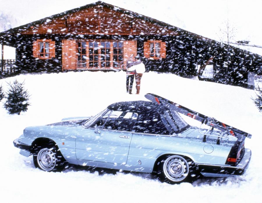  Alfa Romeo Spider (115) 1983 года  (фото 6 из 7)